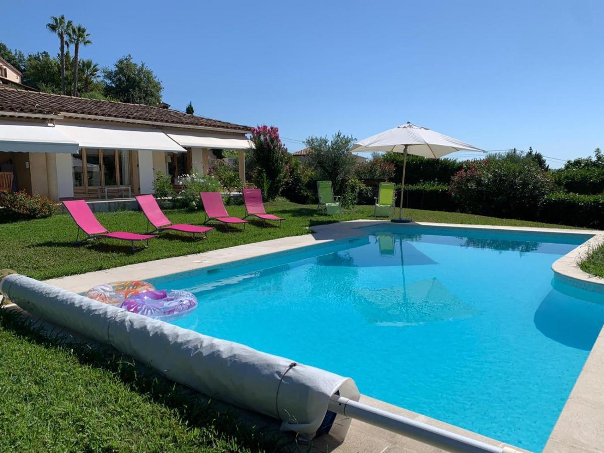 Saint-Jeannet  Bed & Breakfast Les Lillas المظهر الخارجي الصورة